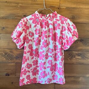 entro Pink & White Floral Puff Sleeve Blouse